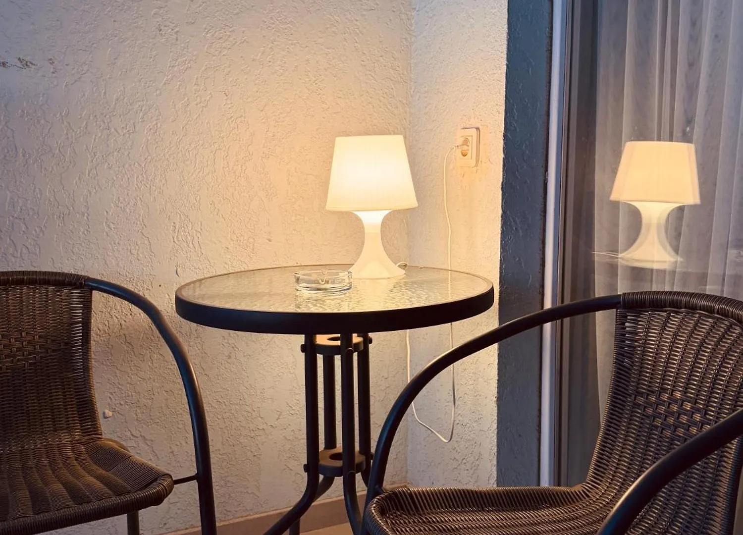 Cozy Cubby In Batumi Daire 0*,